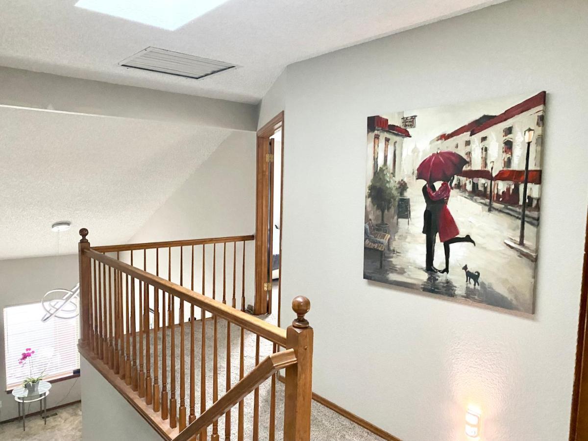 Artsy Home Close To Usafa With Fireplace And Patio Colorado Springs Eksteriør bilde