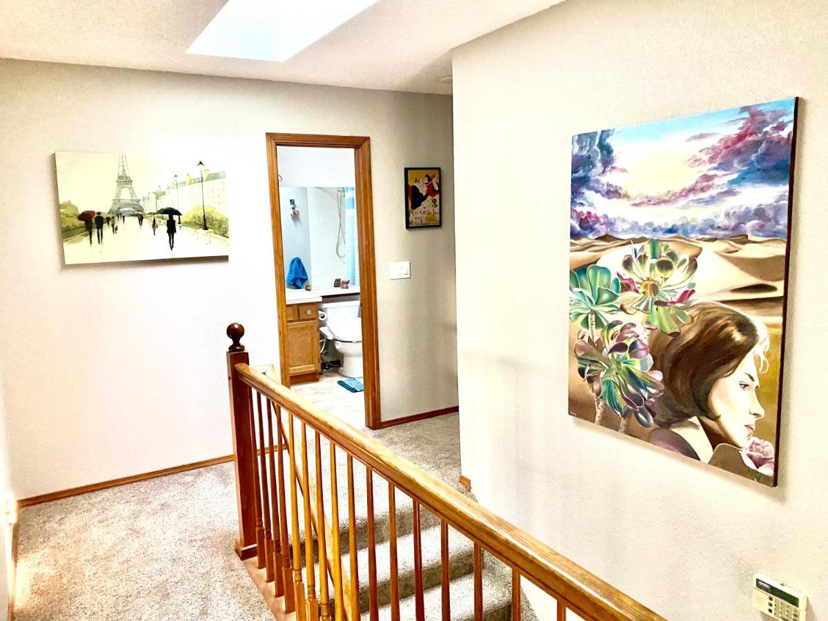 Artsy Home Close To Usafa With Fireplace And Patio Colorado Springs Eksteriør bilde