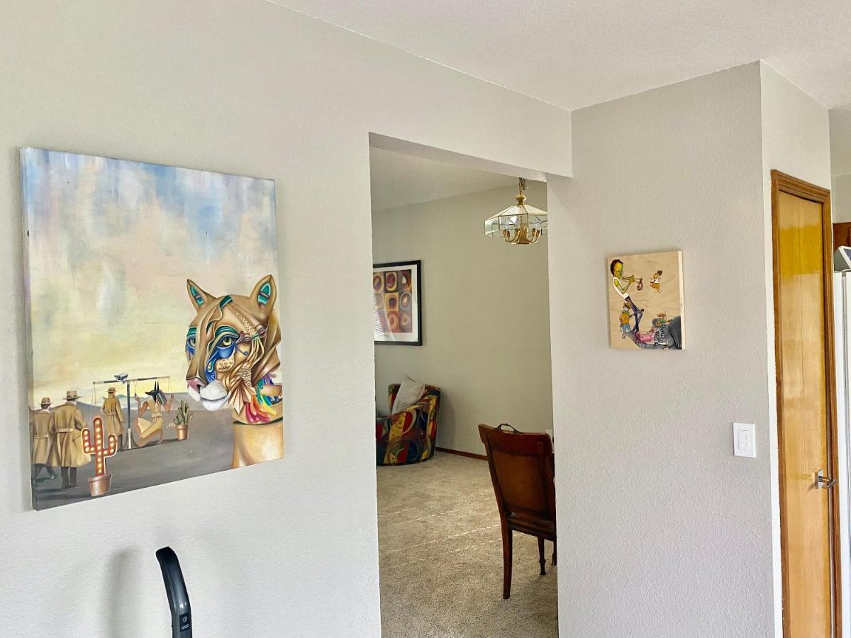 Artsy Home Close To Usafa With Fireplace And Patio Colorado Springs Eksteriør bilde